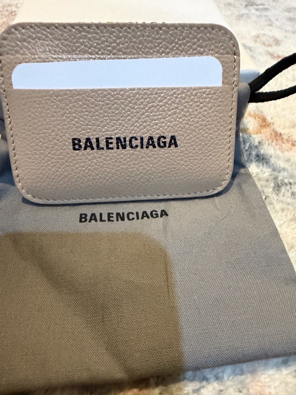 Balenciaga taupe leather wallet with black logo - Picture 3 of 4